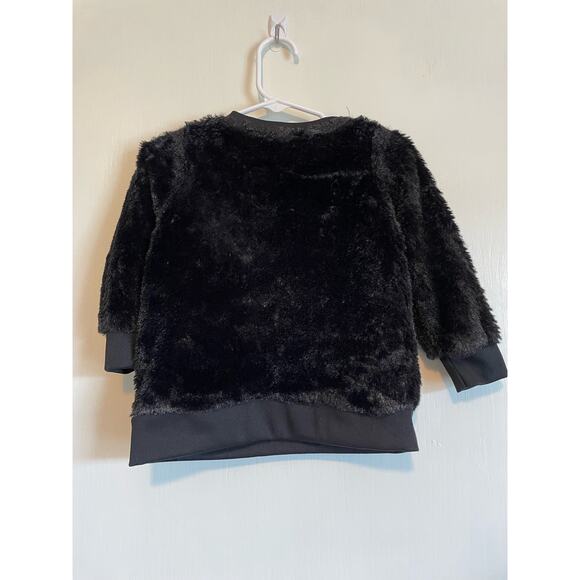 Tahari long sleeve black top faux fur sequin red plaid heart pockets Size 24 mo. - Picture 2 of 7